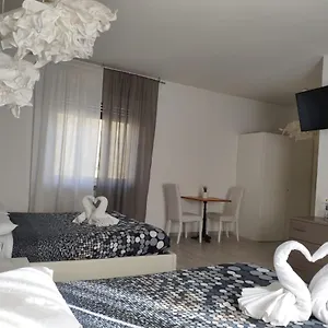 Guest house Sweet House Self Check-in 24h, Cavallasca